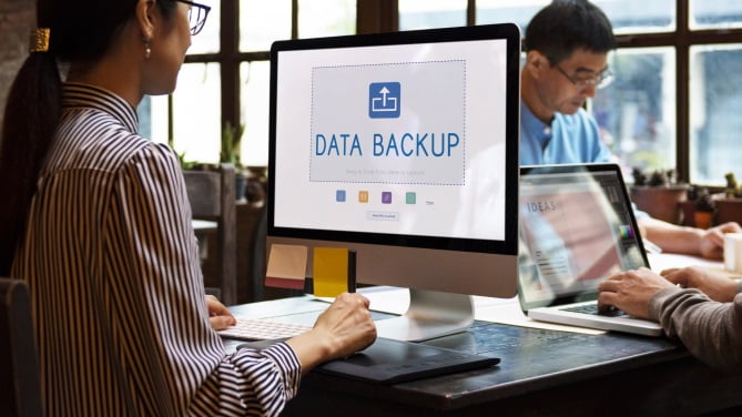  IT disaster recovery and data backup